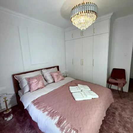 Just Unique Rose Appartement *