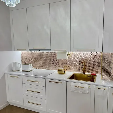 Appartamento Just Unique Rose *